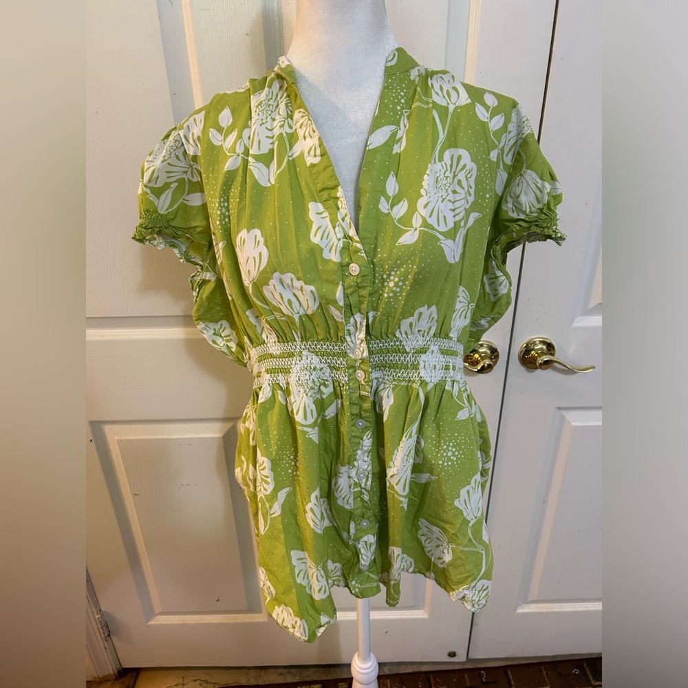 GAP green and white cool and comfy top, XL